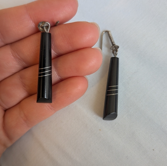 Black Dangle Earrings - Picture 3 of 3